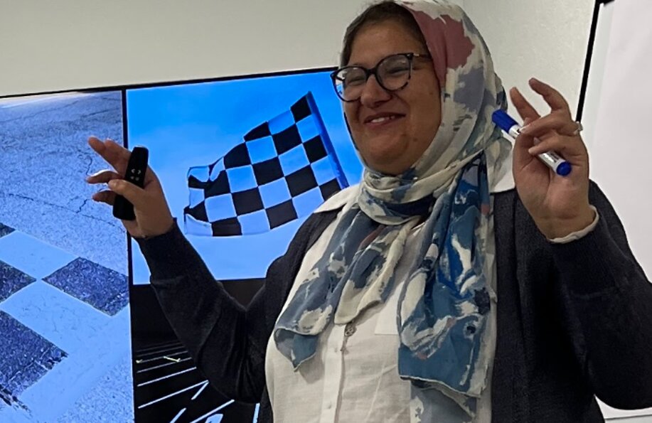 Mouna Belhabib-Filali facilitating a training session